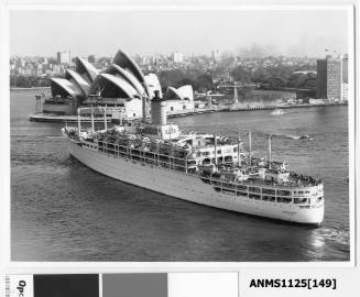 P&O liner ORONSAY departing Sydney and about to pass Bennelong Point and the Sydney Opera House