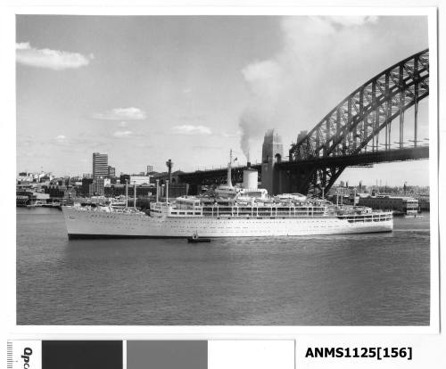 P&O liner ORONSAY departing Sydney having just passed under the Sydney Harbour Bridge