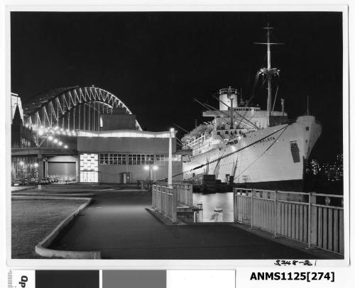 P&O passenger liner HIMALAYA at Circular Quay with the main arch of the Sydney Harbour Bridge seen in the background