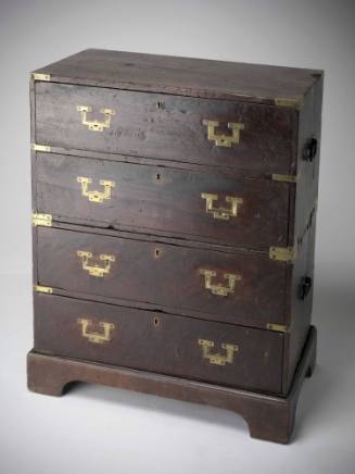 Wooden travelling chest