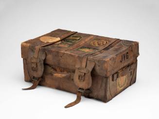 Suitcase of migrant John Vivian Gill