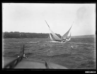21-foot restricted class yachts sailing near Middle Head, Sydney Harbour