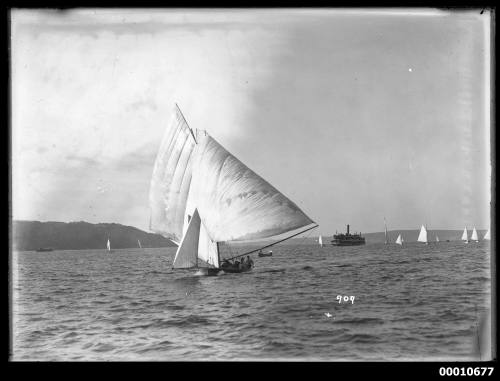 18-footer KISMET racing on Sydney Harbour