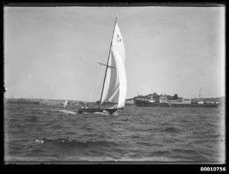 8 Metre yacht on Sydney Harbour, INSC 1014