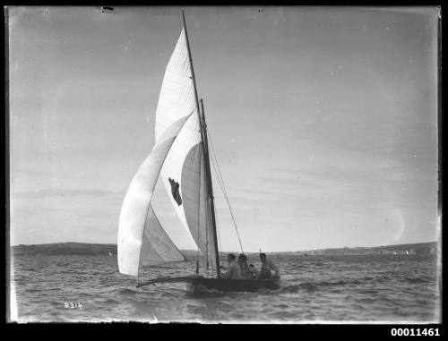 16-foot skiff on Sydney Harbour, INSC 2314