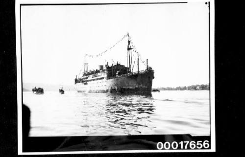 Troopship DUNTROON on Sydney Harbour