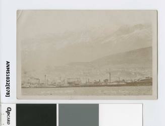 Postcard featuring a black and white photograph of Mt Wellington, Hobart