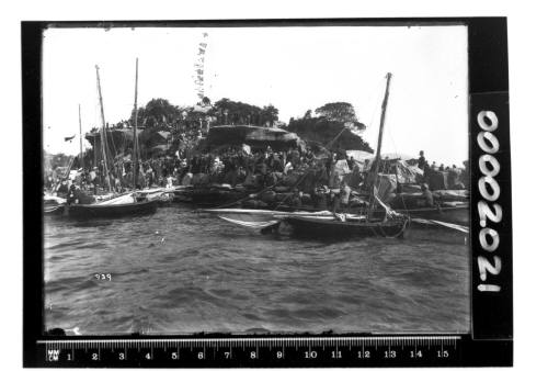 Spectators viewing boats at Clark Island, Sydney Harbour