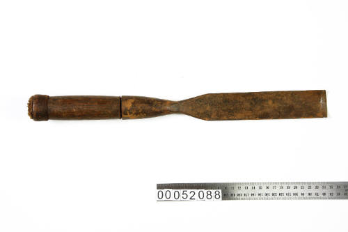 Gouging chisel with handle