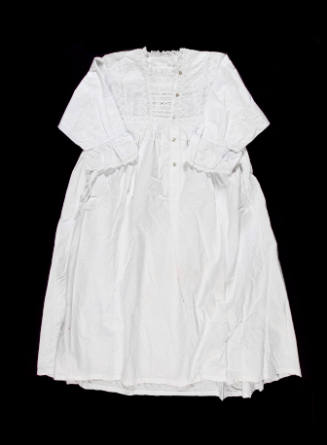 Woman's white nightgown