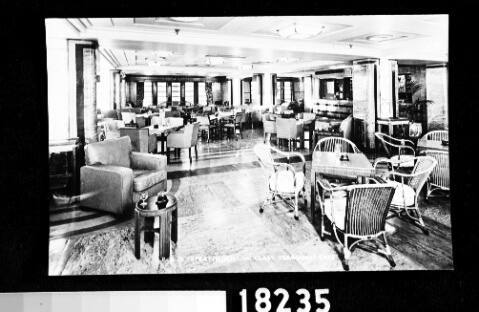 P&O STRATHEDEN - 1st Class verandah cafe