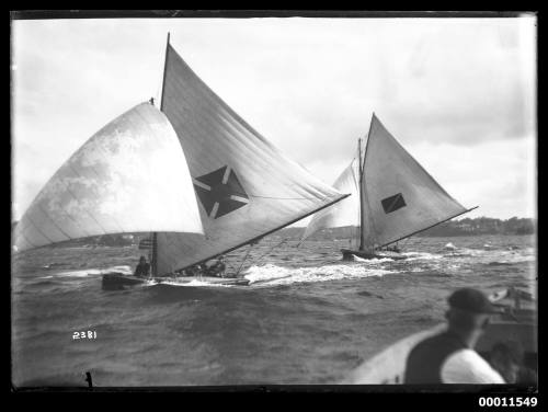 18-footers MISSISSIPPI and AVALON reach past the camera boat