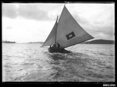 18-footer MONA or ENDEAVOUR on Sydney Harbour, INSC 2382