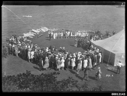 Presentation of 'Queen of the Harbour' honours