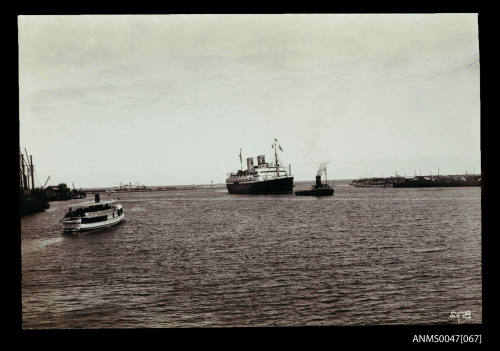 TSS ZEPHYR and SS MALOLO in Fremantle Harbour