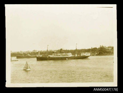 SS CHANGTE, Australian Oriental Line, underway