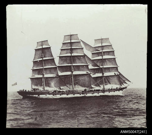 Full-rigged ship CELTIC CHIEF at sea