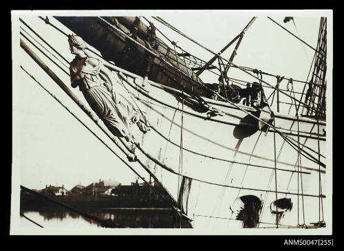 Figurehead of the full-rigged ship BEATRICE