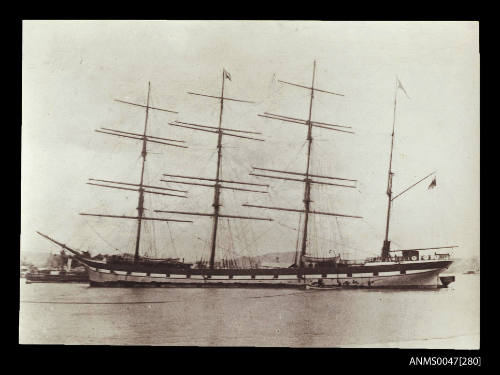 Barque COMLIEBANK