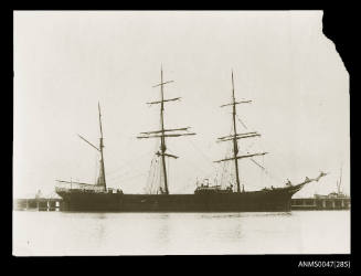 Barque GUAYTECAS docked at a jetty.