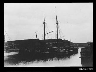 Brigantine WOOLAMAI docked at the Union Steamship Co. of New Zealand wharf