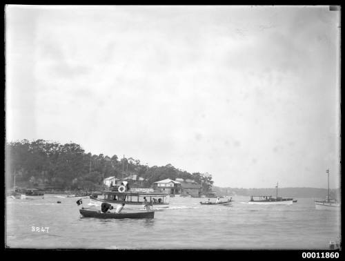 Pleasure boats and launches on Sydney Harbour