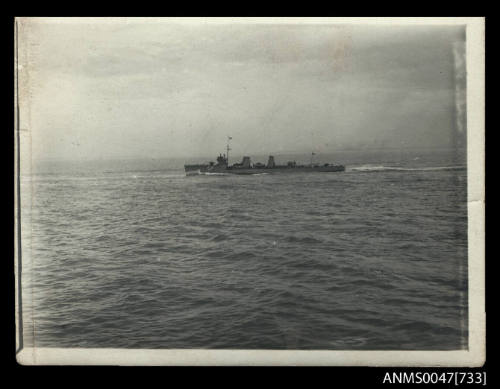 British Yarrow class destroyer at sea