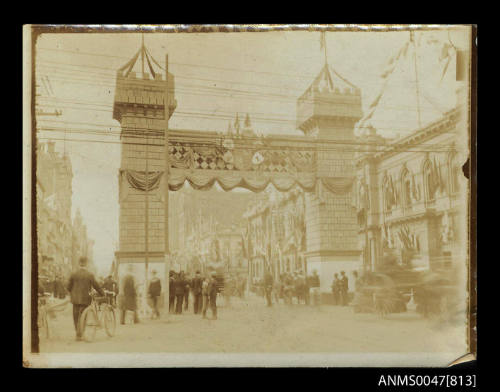 Opening of the First Parliament of the Commonwealth of Australia in Melbourne: the Butter Arch