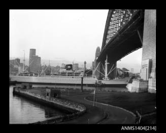 Photographic negative showing the ship NIEUW HOLLAND on Sydney Harbour