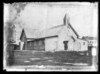 Glass plate negative of an unidentified wooden church