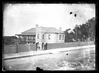 Glass plate negative image of an unidentified two-storey house