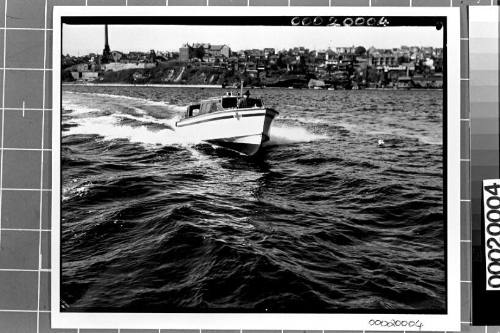 Motor launch for hospital ship ORANJE