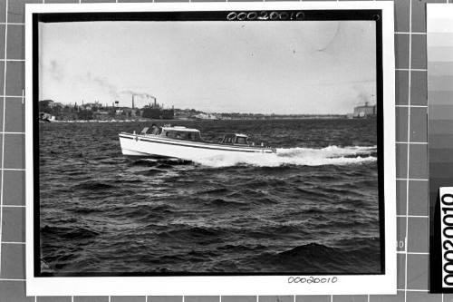 Motor launch for hospital ship ORANJE