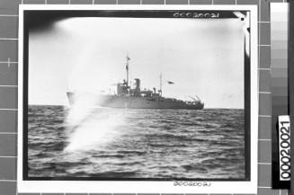 HMAS BENDIGO I in trials near Cockatoo Island Dockyard