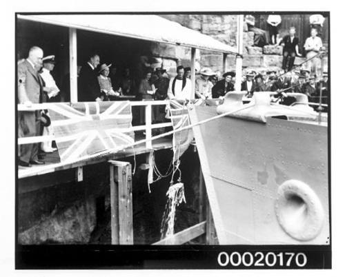 Launch of HMAS MILDURA at Morts dock