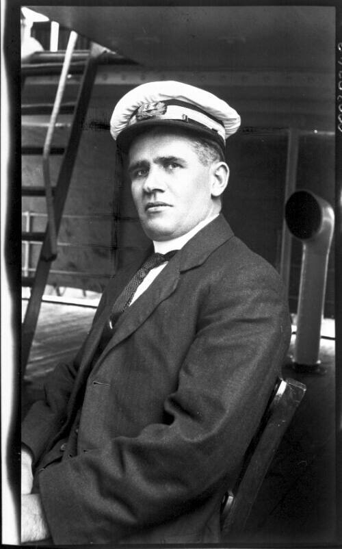 Officer of the SS STRATHAIRLY of Glasgow