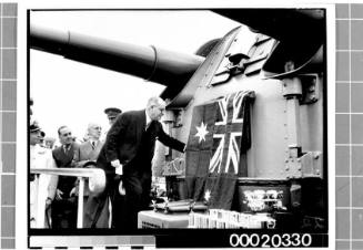 Presentation on board HMAS SYDNEY II