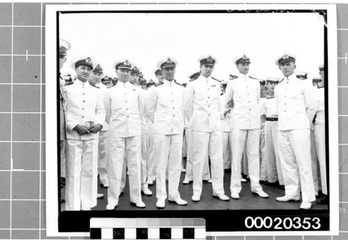 HMAS SYDNEY II returning to port