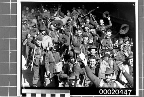 Australian troops preparing to depart Sydney