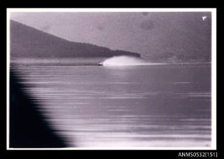 SPIRIT OF AUSTRALIA driven by Ken Warby on Blowering Dam