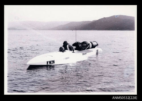 SPIRIT OF AUSTRALIA on Blowering Dam