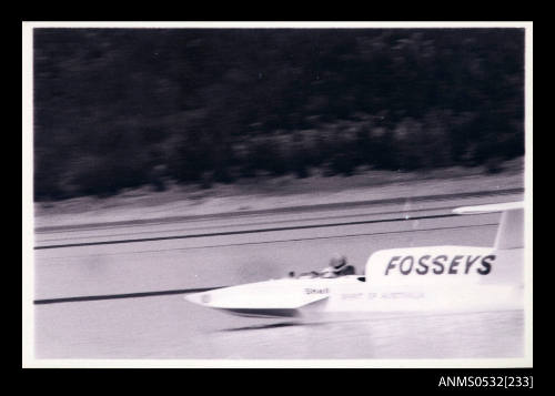 SPIRIT OF AUSTRALIA on Blowering Dam