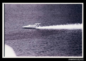 SPIRIT OF AUSTRALIA under power at Blowering Dam