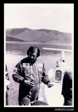 Ken Warby and SPIRIT OF AUSTRALIA at Blowering Dam