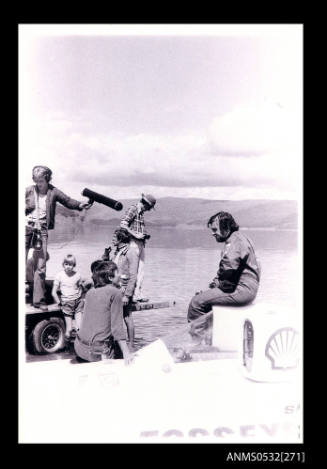 Ken Warby being interviewed at Blowering Dam