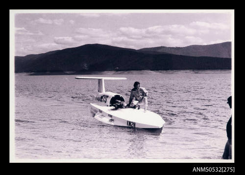 SPIRIT OF AUSTRALIA at Blowering Dam