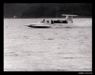 SPIRIT OF AUSTRALIA at speed