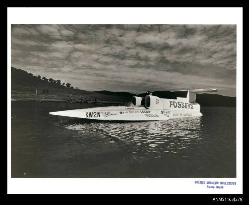 SPIRIT OF AUSTRALIA at the water's edge