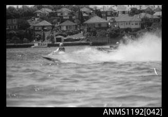 Power boat at speed at Cabarita Power Boat Races