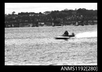 Hydroplane WASP at speed on the Georges River